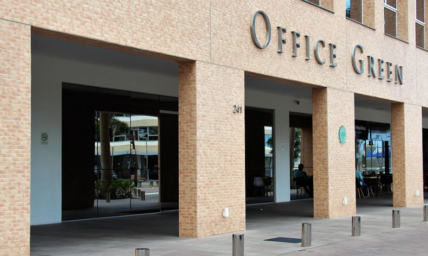 Moderno, sostenible, tecnológico e inspirado en los proyectos arquitectónicos más innovadores del mundo. Office Green está listo para darle la bienvenida a tu empresa y, lo más importante, sorprenderte. Moderno, sostenible, tecnológico e inspirado en los proyectos arquitectónicos más innovadores del mundo. Office Green está listo para darle la bienvenida a tu empresa y, lo más importante, sorprenderte.